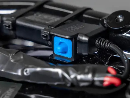 Motorkerékpár - Vízálló 12 V-ról USB-re átalakító intelligens adapter