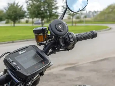 QUAD LOCK fék/kuplung főfékhenger telefontartó