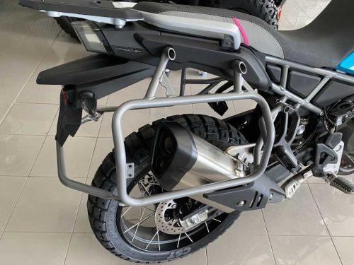 CFMOTO 450MT/800MT OLDALDOBOZ TARTÓ KONZOL