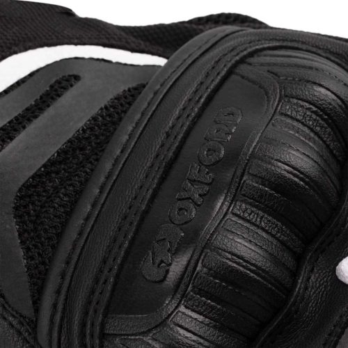 KESZTYŰ OXFORD OMEGA 1.0 AIR FEKETE/FEHÉR
