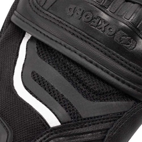 KESZTYŰ OXFORD OMEGA 1.0 AIR FEKETE/FEHÉR